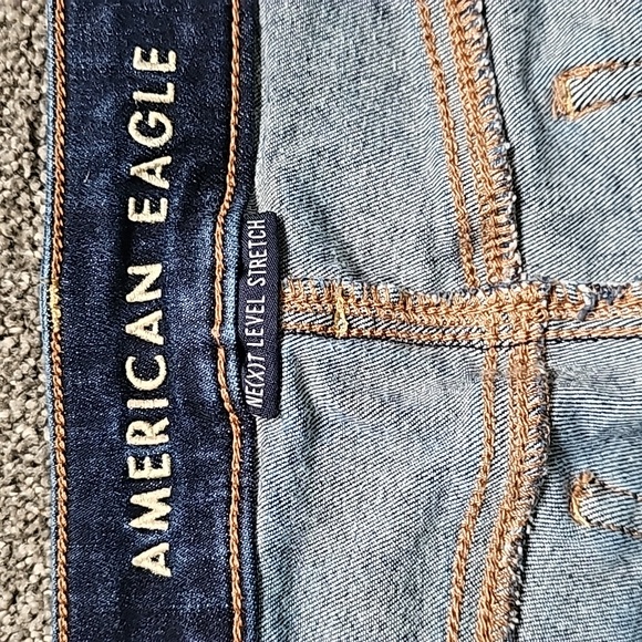 American Eagle EUC Next Level Stretch Leggings 10 short - Picture 5 of 7